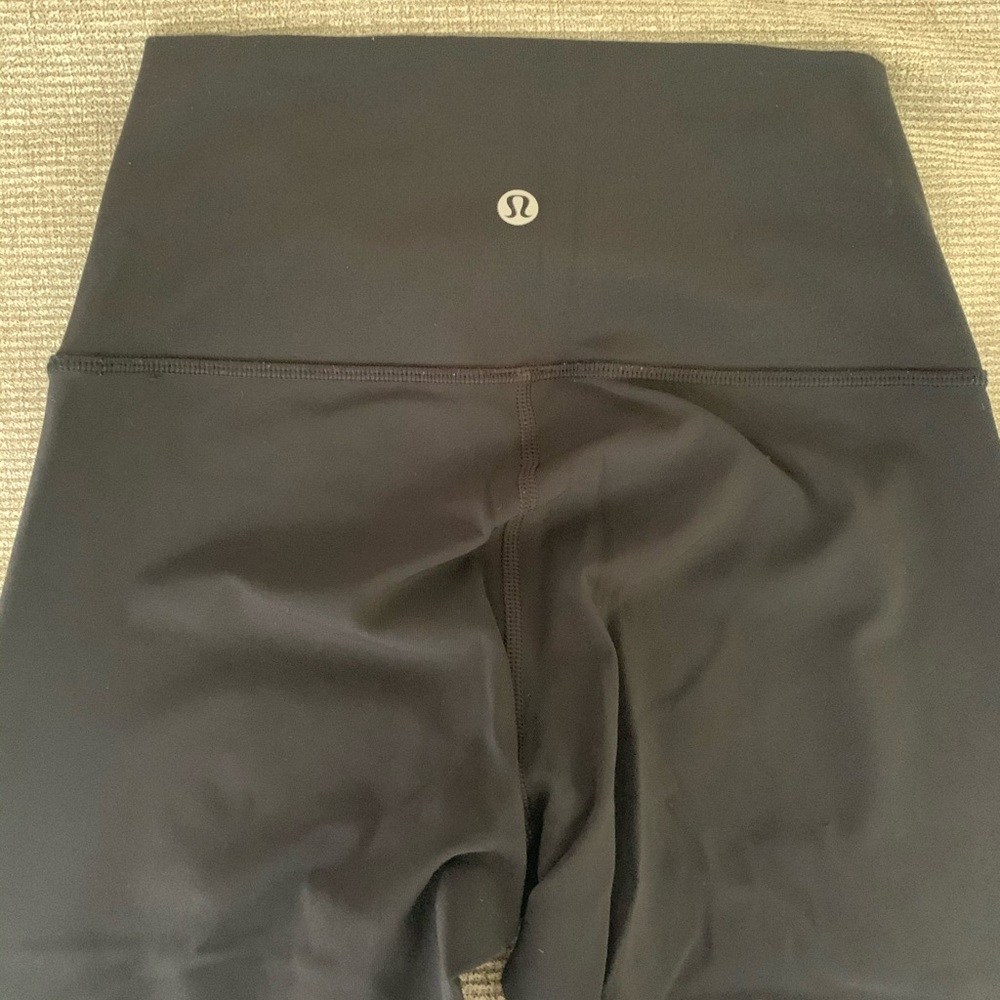 Wunder Under High Rise Tight Luxtreme - size 4